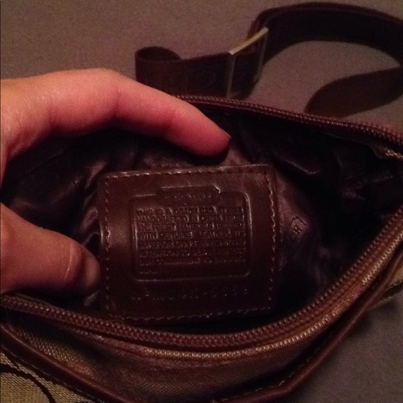 Vintage Coach Cross-body bag - Picture 7 of 8